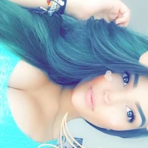 Meet your Posher, Alejandra